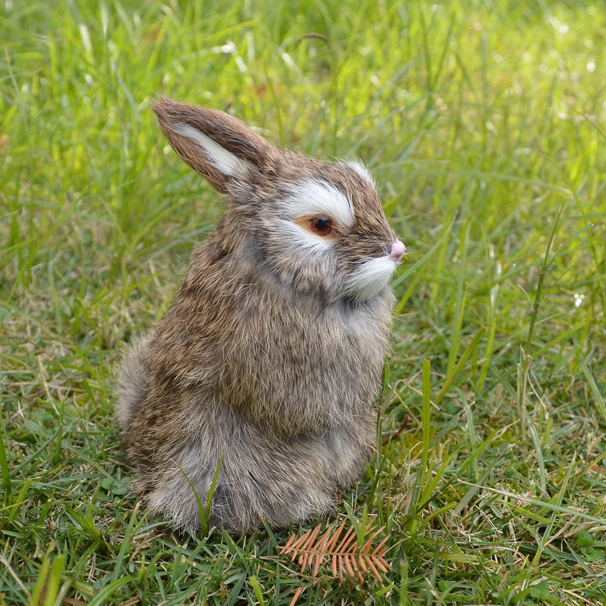 Easter Bunny Figurine - 2 Piece Mini Realistic Rabbit Staffy for Christmas, Spring Basket, Home Decoration, Photoshoot Prop, Ideal Gift (Brown)